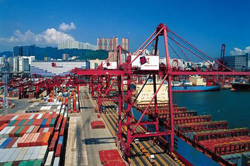 2020年對(duì)外貿(mào)易創(chuàng)歷史新高，跨境電商出口“爆單”破萬(wàn)億元