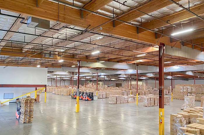 海外倉代發(fā)貨、FBA中轉(zhuǎn)、退貨換標(biāo)服務(wù)